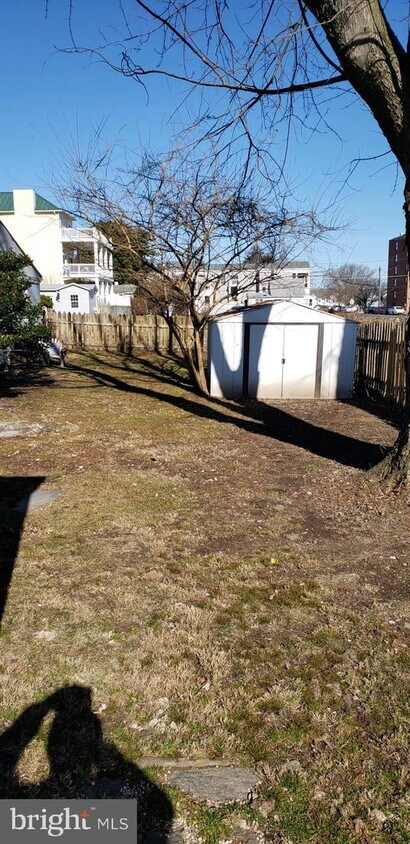 Primary Photo - 209 Alliance St