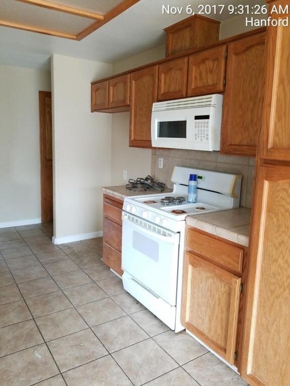 Foto del edificio - 1925 S. Wishon Ave.