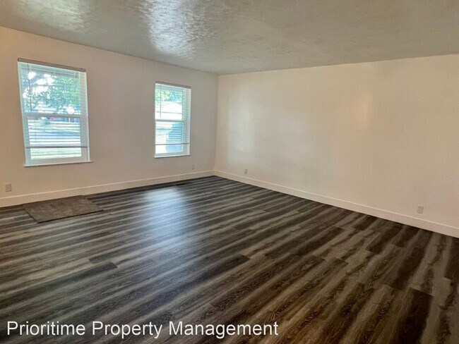 Building Photo - 6 br, 3.5 bath House - 2552 W Tamra Dr