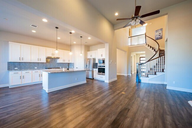 Building Photo - 4003 Logan Ridge Dr