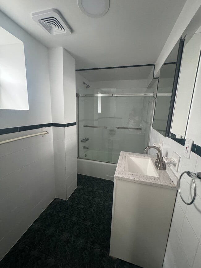 Foto del edificio - 311 19th St