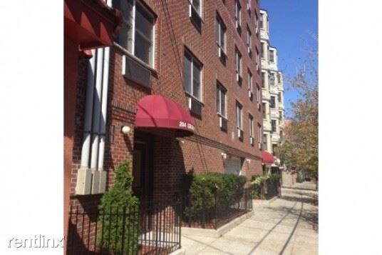 Primary Photo - 204 Grand St