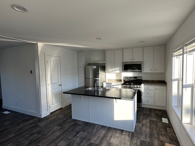 Foto del edificio - 3609 Warren Ct