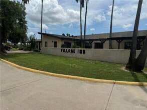 Building Photo - 5 South Blvd