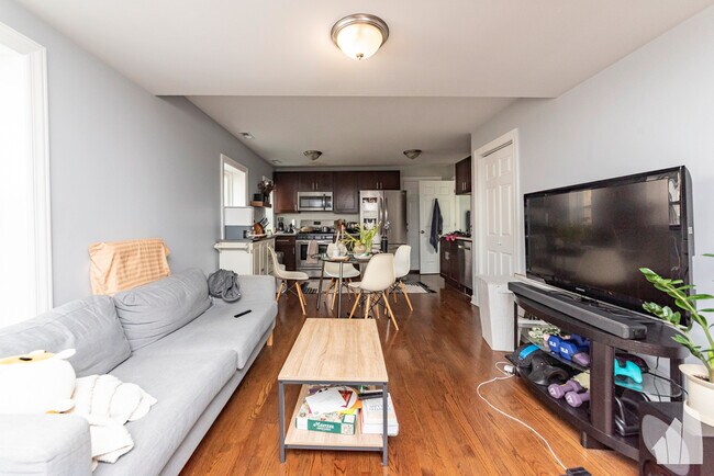 Foto del edificio - 2335 W Moffat St