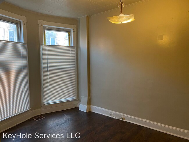 Foto del edificio - 3 br, 1.5 bath House - 1626 westwood Ave