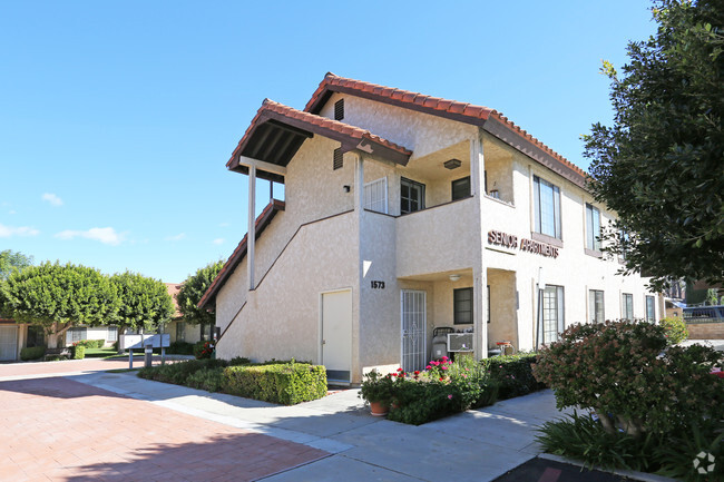 Foto del edificio - Patricia Village Senior Apartments