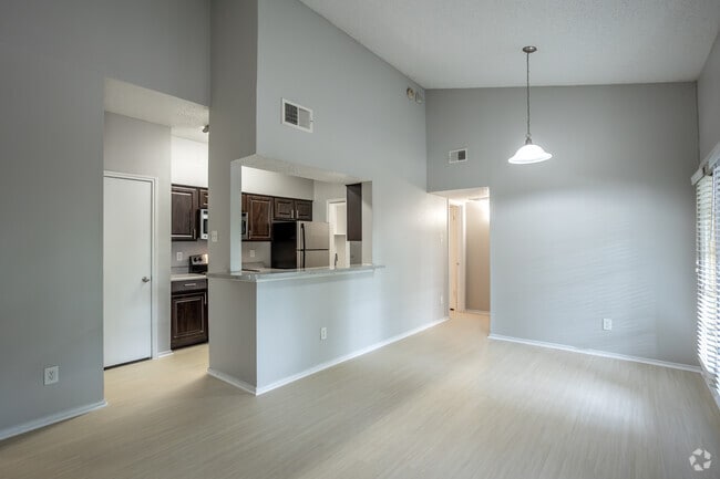 1BR, 1BA - A1 Classic - Living/Dining Area - The Dayton