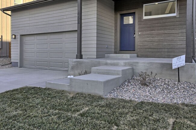 Foto del edificio - Beautiful 3 Bedroom 2 1/2 bath home in Mosaic