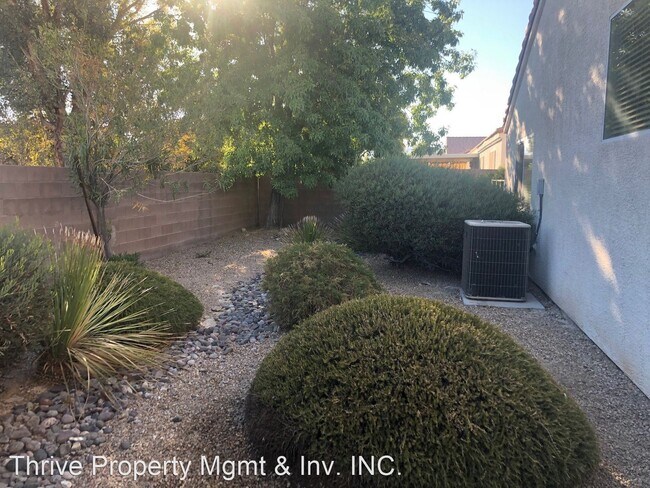 Building Photo - 4 br, 2 bath House - 3729 DISCOVERY CREEK AVE
