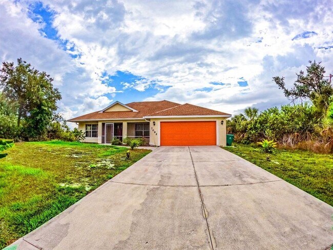 Building Photo - 7092 Landrum Cir