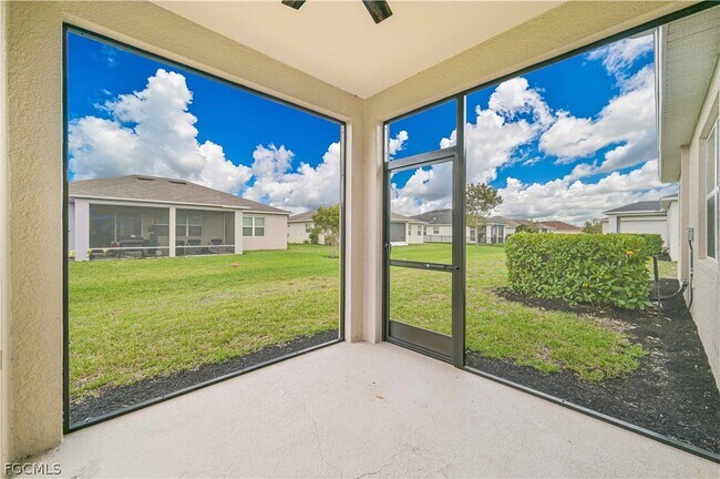 Foto del edificio - 17325 Coastal Ridge Dr