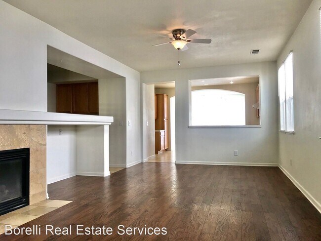 Building Photo - 4 br, 2 bath House - 1627 Tumbleweed Way