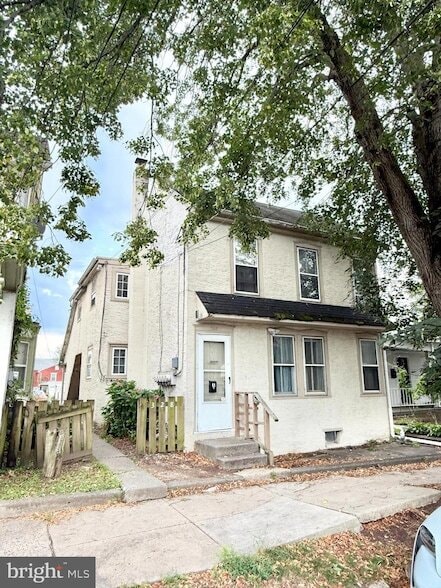 Building Photo - 328 South St