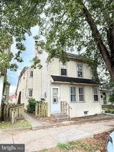 Building Photo - 328 South St