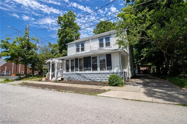Building Photo - 38257 Prospect St