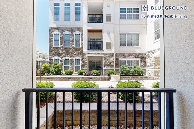 Building Photo - 80 North Centre Ave-SI FL3-ID2283A