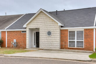 Building Photo - 3614 Cullen Dr