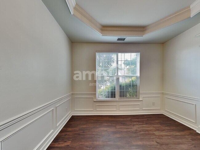 Building Photo - 2016 Arbor Vista Dr