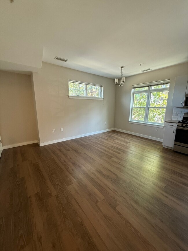 Photo - 11 Alder St Apartment