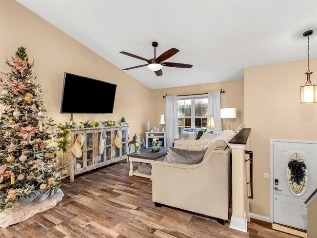 Foto del edificio - 120 Katie Lynn Ct