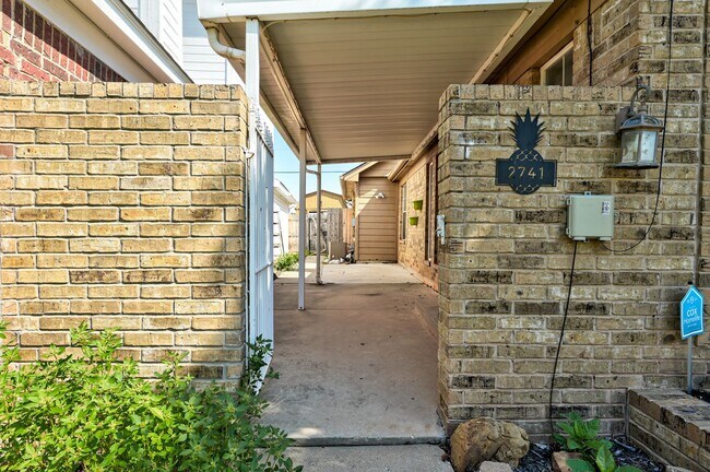 Building Photo - Beautiful 3x2 in Oklahoma City