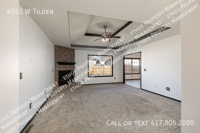 Foto del edificio - 4353 W Tilden St