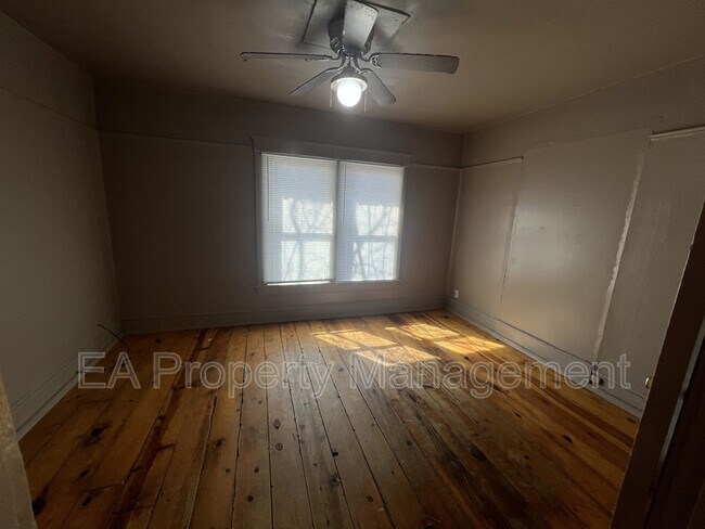 Foto del edificio - 123 Walter St NE