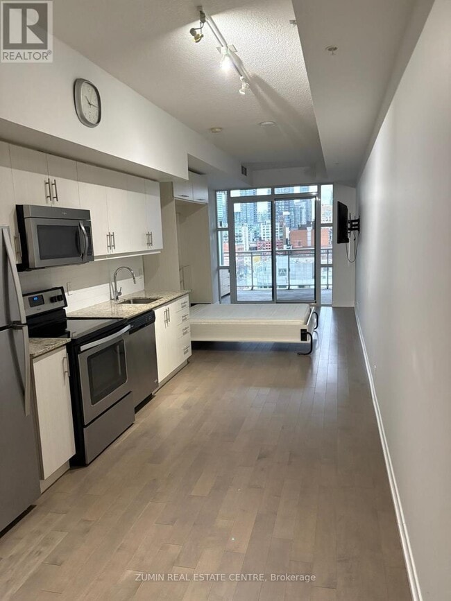 Building Photo - 10 Willison Square