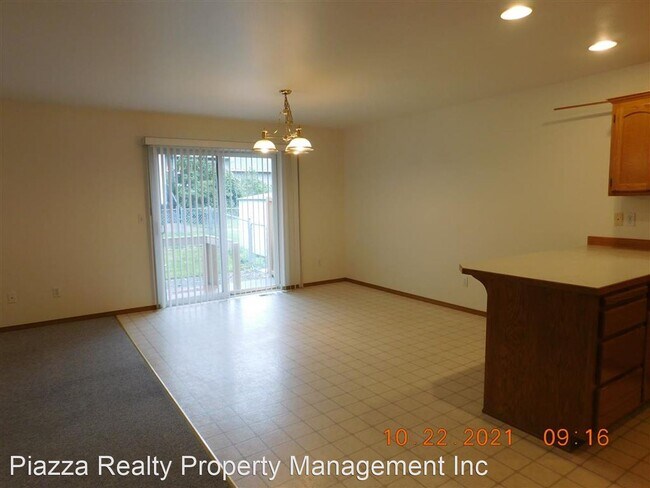 Building Photo - 2 br, 1 bath House - 1035 Wicker Road
