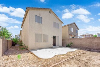 Building Photo - 9432 Santana Siesta Ave