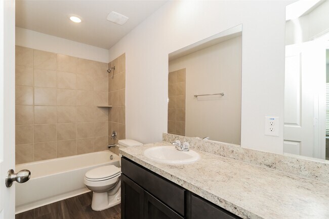 Building Photo - 2428 Copper Cyn Dr