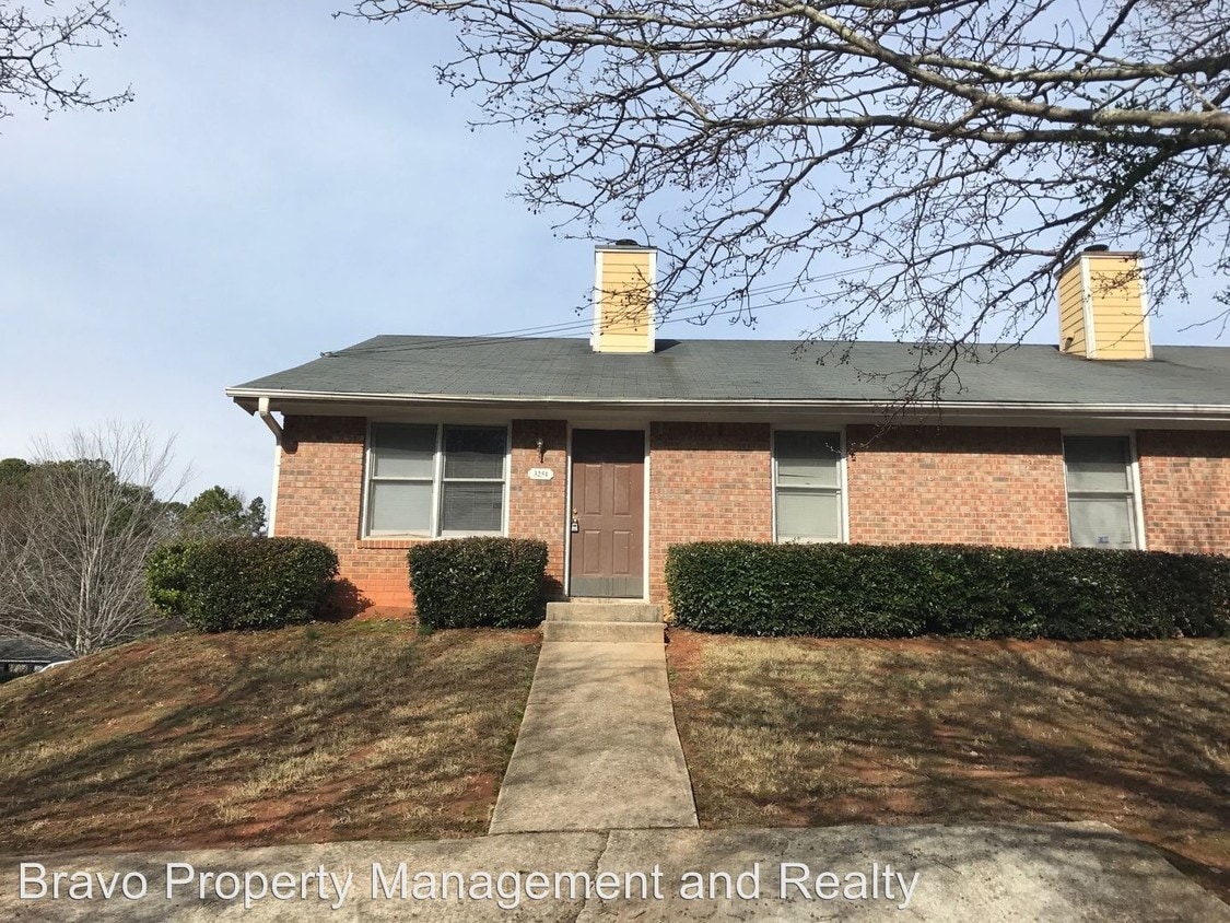 3251 Inez Dr, Snellville, GA 30078 Condo for Rent in Snellville, GA
