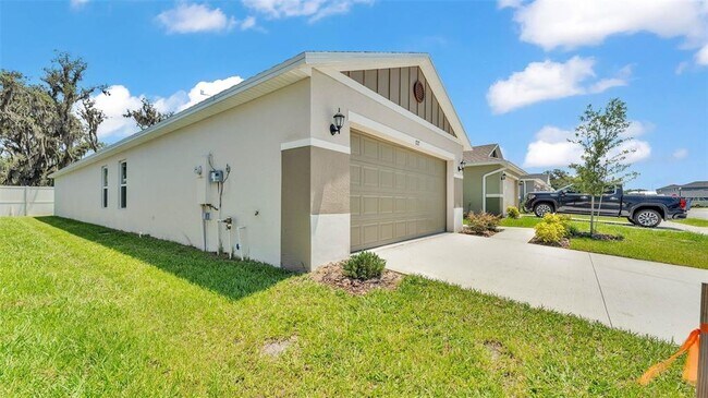 Foto del edificio - 727 Chestnut Ln