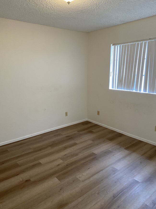 Bedroom 1 - 1317 Valley View Rd