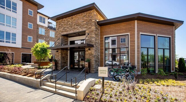 Foto del edificio - 6408 Providence Farm Ln