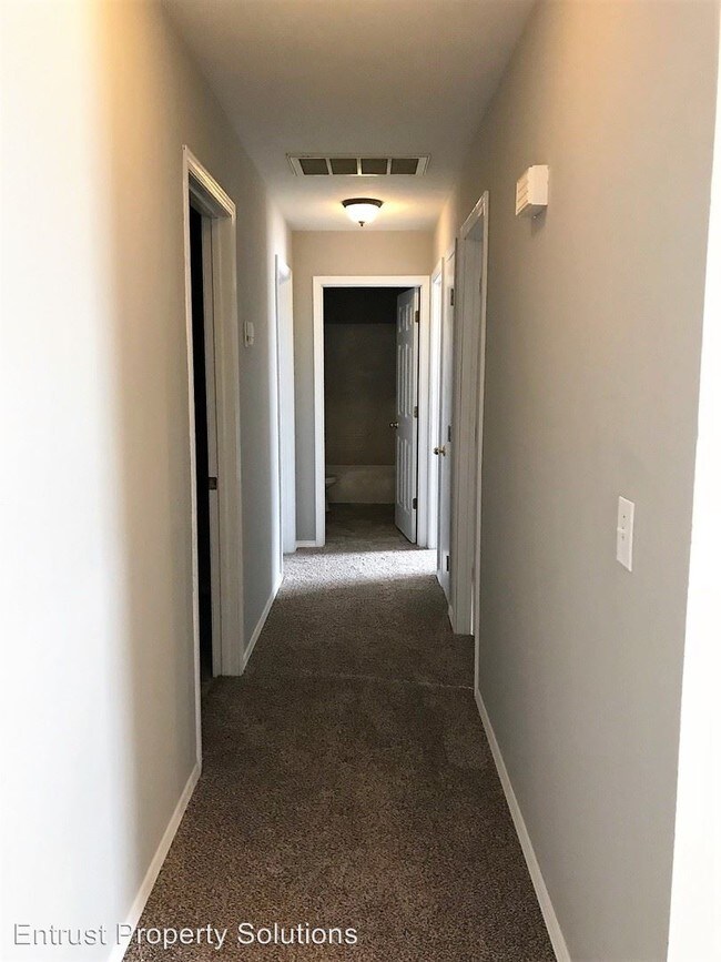 Foto del edificio - 3 br, 1 bath House - 178 W. Sunset - B.