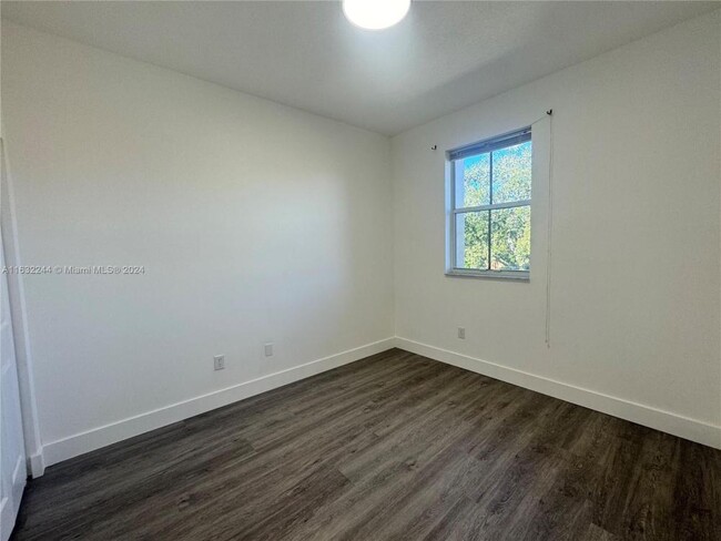 Foto del edificio - 3 bedroom in Dania FL 33312