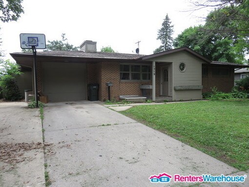 Primary Photo - 1719 Coolidge Dr