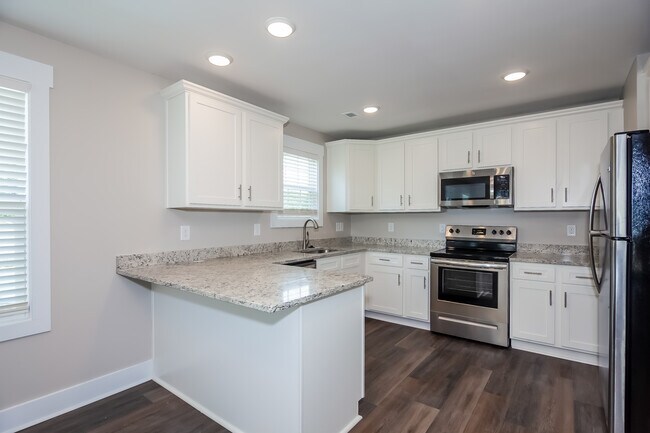 Foto del edificio - 607 N Scruggs St