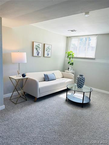 Foto del edificio - 1400 S Clermont St