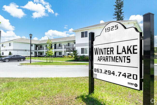 Foto del edificio - Winter Lake Apartments