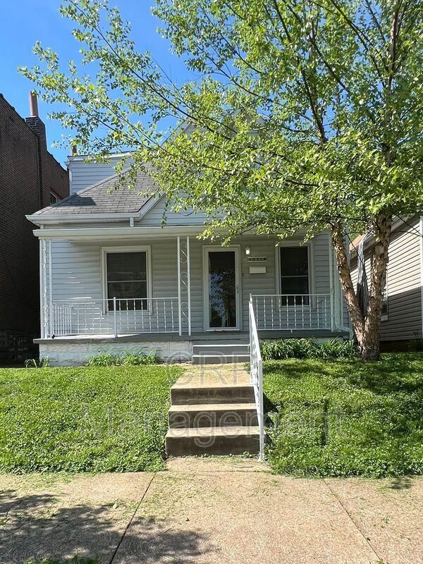 Building Photo - 5318 Quincy St