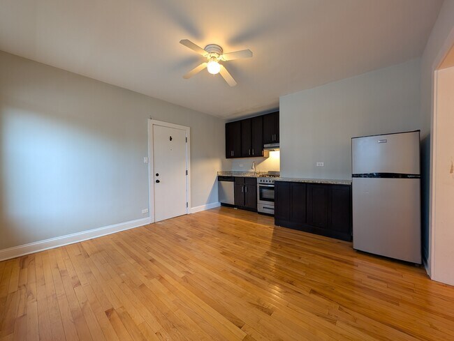 Foto del edificio - 618 W Patterson Ave