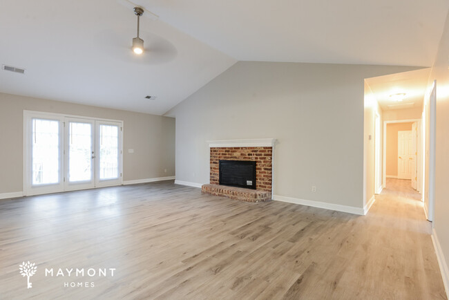 Foto del edificio - Spacious 4-Bedroom in Columbia, SC