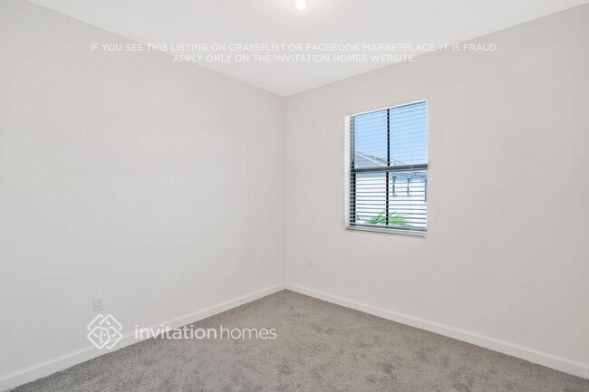 Building Photo - 2835 SW 16th Terrace