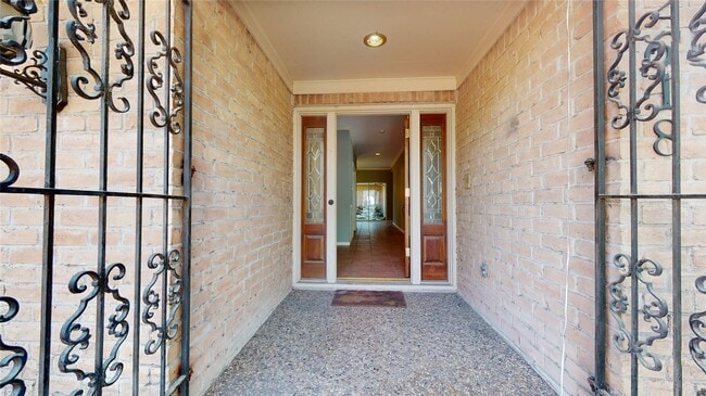 Foto del edificio - 12618 Misty Valley Dr
