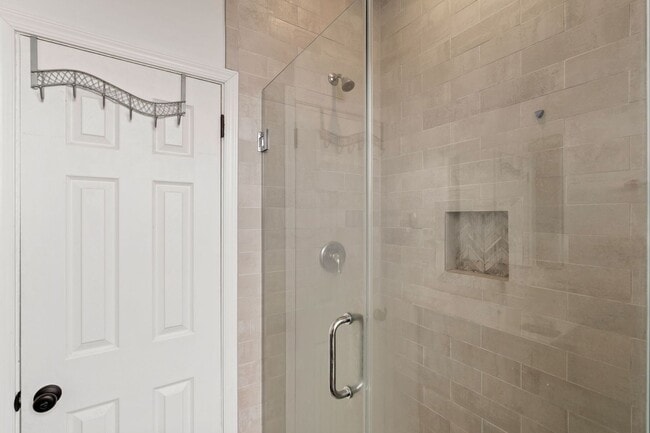 Interior Photo - The Kenmar