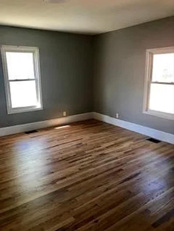 Foto del edificio - 955 Deckner Ave SW