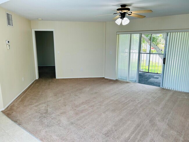 Foto del edificio - 3302 SE Aster Ln